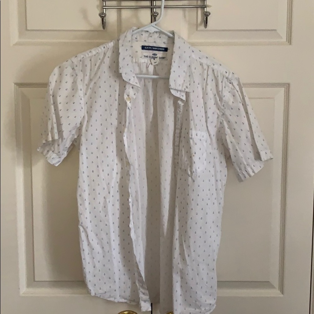 Old navy button up short sleeved shirt